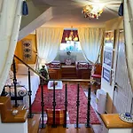 Maison De Poupee *