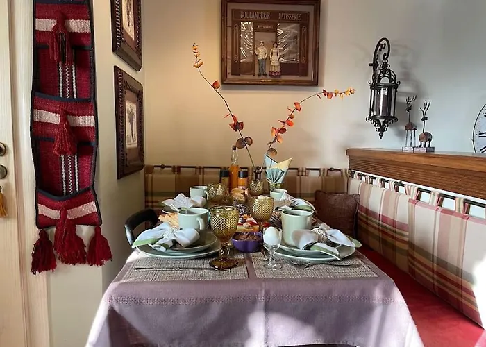 فيلة Maison De Poupee لوترا أوراياس إلينيس