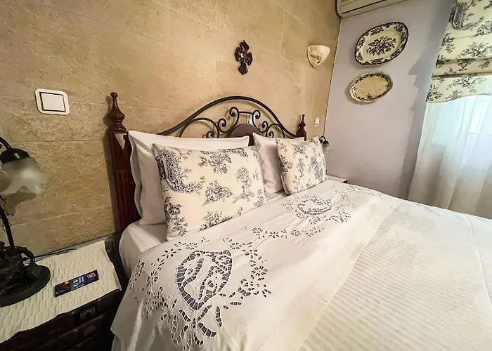 Maison De Poupee Loutra Oraias Elenis