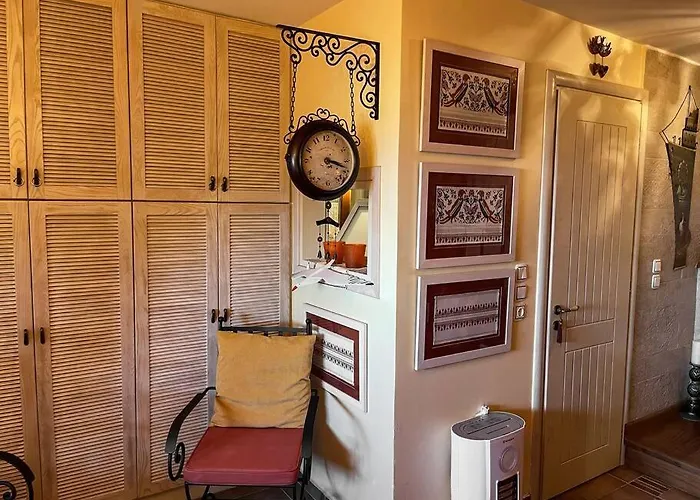 Maison De Poupee Villa Loutra Oraias Elenis